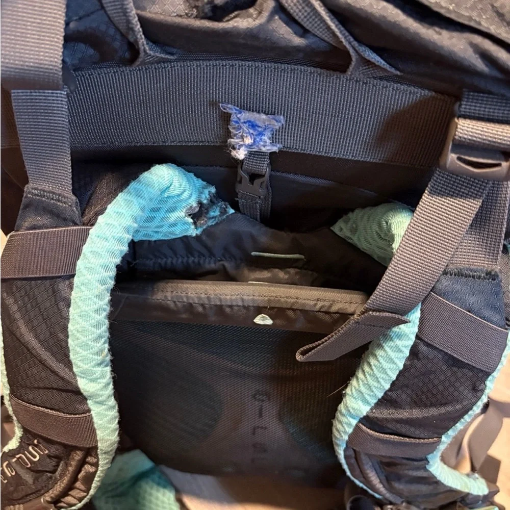 OSPREY Kyte 36 Black with Teal Accent Backpack